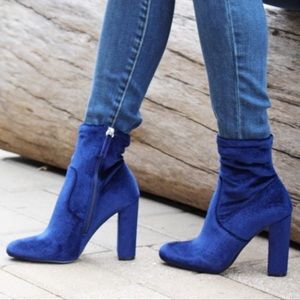 Steve Madden Velvet Booties (royal blue)